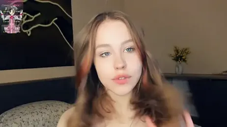 MaliaBourraine webcam model stream image