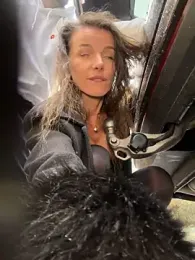 fit_vic webcam stripchat model stream image