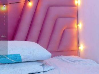 horny18girl webcam model stream image