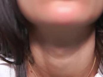 abbela_white webcam model stream image