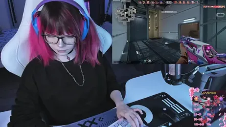 Yumi_Youkai webcam stripchat model stream image