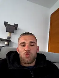 Benjamiinlt webcam model stream image