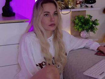 Kocmoc_Katerina webcam bongacams model stream image