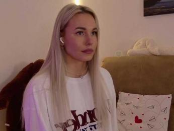 Kocmoc_Katerina webcam model stream image