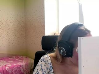Elly Theall webcam model stream image
