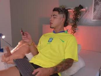 ken_boy_ webcam model stream image