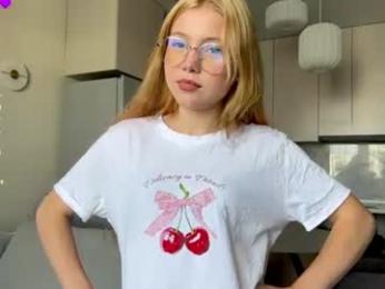 necolezhuang webcam model stream image