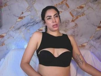 Criistal webcam bongacams model stream image