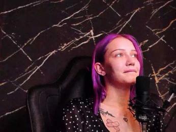 Molodaya webcam bongacams model stream image