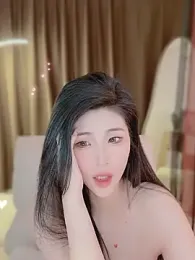 Vaidurya-Yolo webcam stripchat model stream image