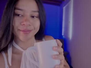 nicollbashel webcam model stream image