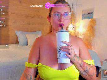 heeidi webcam model stream image