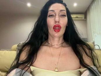 KorolevaQween000 webcam bongacams model stream image