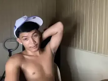 YourcumBoy77 webcam model stream image