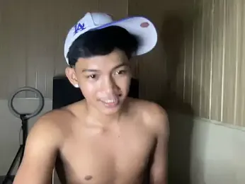 YourcumBoy77 webcam model stream image
