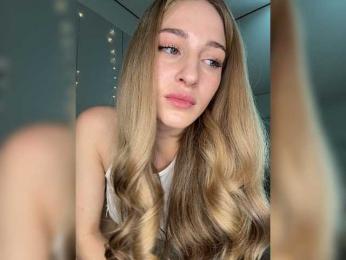 VictoriaBix webcam model stream image