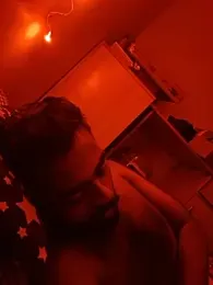 BlackHairy_man webcam model stream image