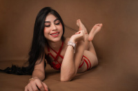 MiaDessire webcam camscom model stream image