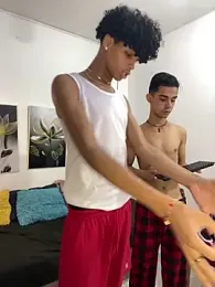 Violet_Dream2 webcam stripchat model stream image