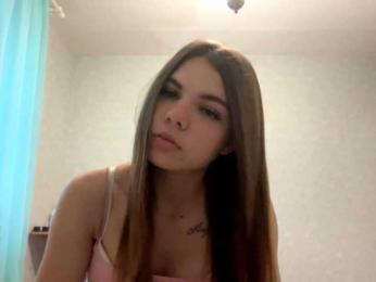 LizaKims webcam model stream image