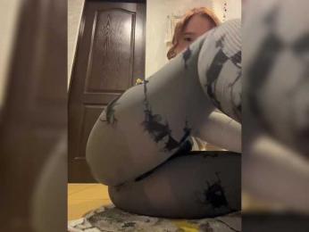 LittleDelora webcam model stream image