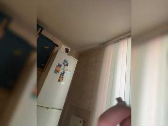 LittleDelora webcam model stream image