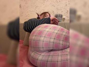 LittleDelora webcam bongacams model stream image