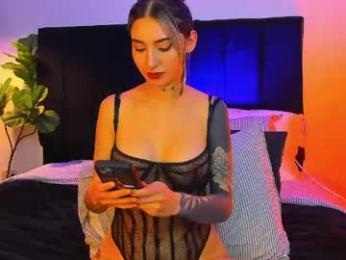 naugthymila3 webcam model stream image