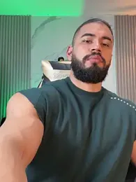 jaxon_colton webcam stripchat model stream image