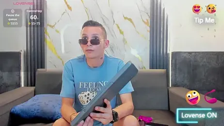 Isaak_26 webcam model stream image