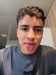 AdrianRinaldi webcam model stream image