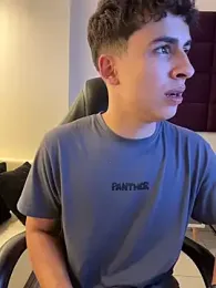 AdrianRinaldi webcam model stream image