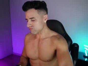 krops_ webcam model stream image