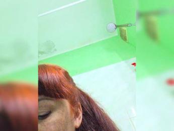 Flirt_Red webcam model stream image
