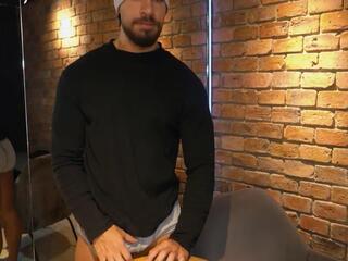 James Axel webcam model stream image