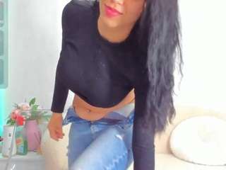 sarabecker webcam camsoda model stream image