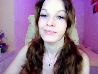 IridessaL webcam model stream image