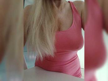 Tata42 webcam model stream image