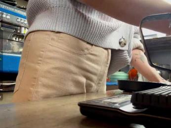 JoannGrater webcam bongacams model stream image