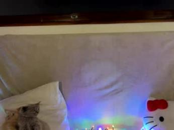 blushandburn webcam model stream image