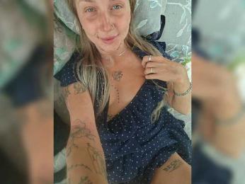 CrazyNastya1 webcam bongacams model stream image
