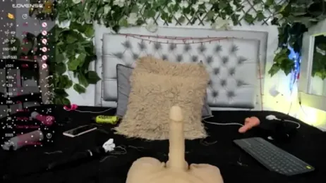 NICOLEVIP webcam model stream image