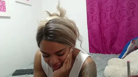 ladyrd1 webcam stripchat model stream image