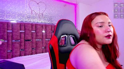 LunaPleasure webcam model stream image