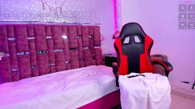 LunaPleasure webcam model stream image