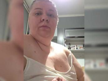 Iremka webcam bongacams model stream image