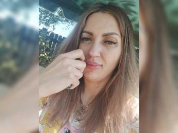SexyKitty75-1 webcam bongacams model stream image