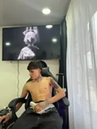 Jackdaniel001_ webcam model stream image