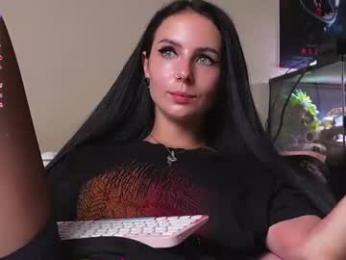 yaraliebe webcam model stream image