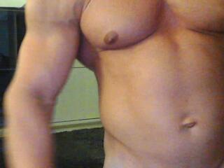Kevin Muscle webcam model stream image